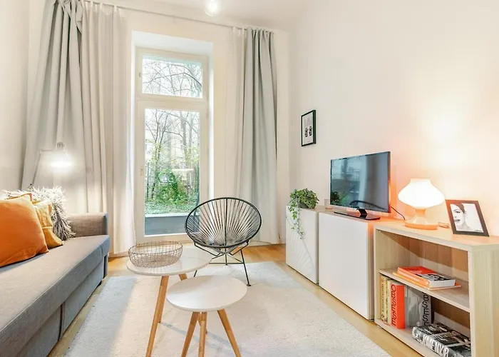 Apartman Modern With Garden *