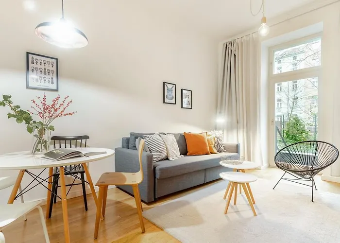 Modern With Garden Apartman